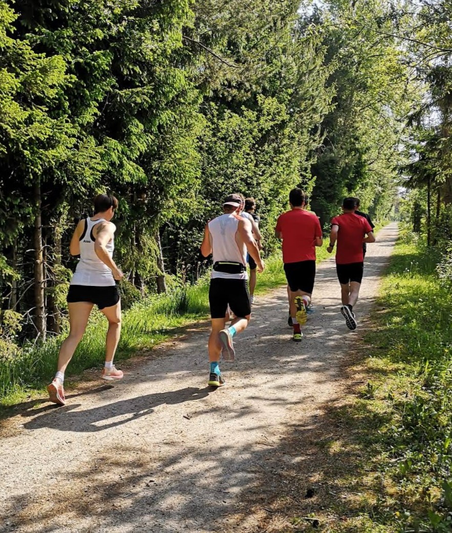 Läufer beim FoxYard Ultra in St. Jakob im Rosental